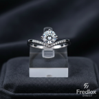 S925 Sterling Silver Simulated Moissanite Crown Ring